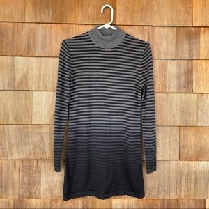 J.McLaughlin 100% Merino wool sweater tunic dress Italian superfine merino wool